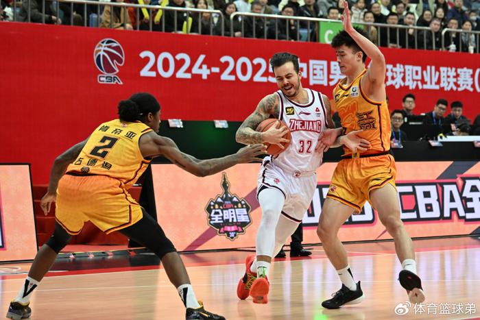 关于CBA常规赛今晚再迎强敌；利物浦完成体检；主帅态度——底气十足；赛程密集仍需轮换的信息-九游网页版